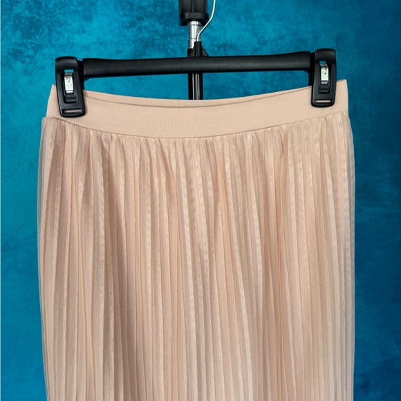 River Island Pleated Midi Skirt with lace - Picture 4 of 6